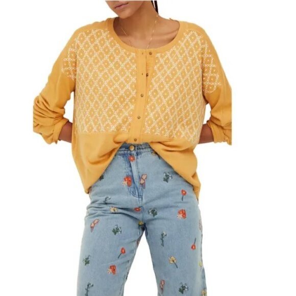 𝅺FREE People Free Spirit Hi-Low Henley Peach Fuzz Embroidered T-Shirt Top - Picture 1 of 6